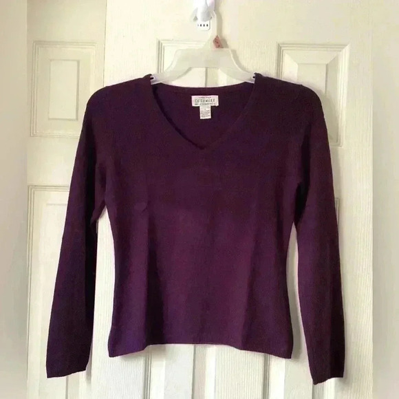 Sutton Studio Sweaters - Sutton Studio Only At Bloomingdale’s purple Cashmere V NeckSweater Size Small
